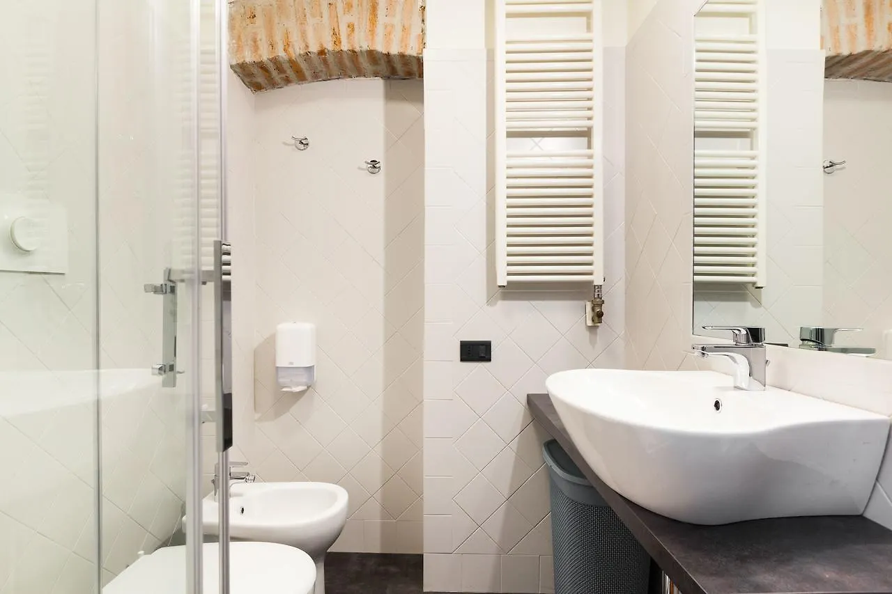 Lima Apartments ميلان 0*,
